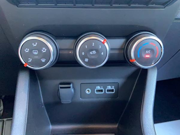 Vente en ligne Renault Clio 5 Clio SCe 65 au prix de 14 990 €