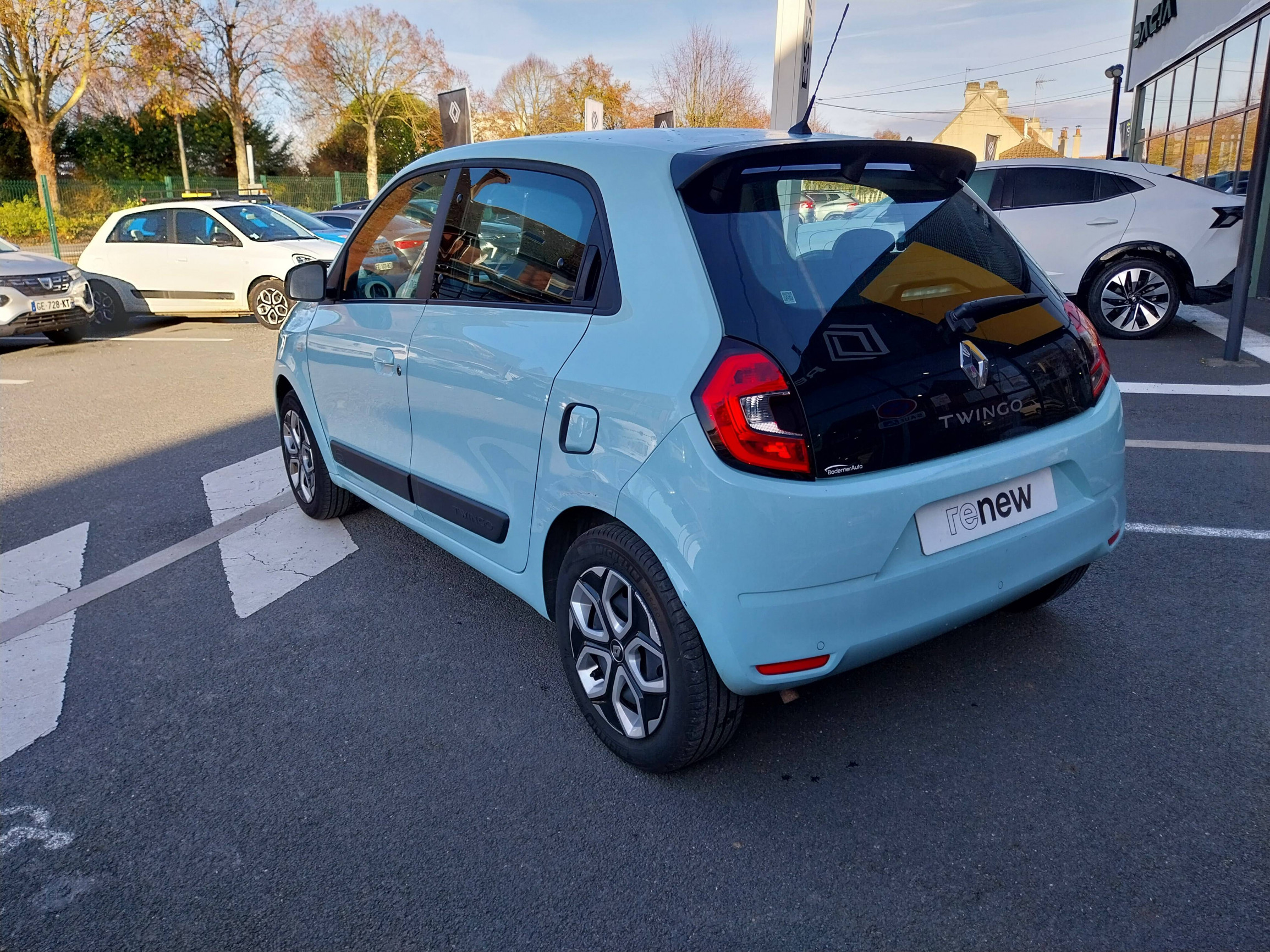 Vente en ligne Renault Twingo 3  SCe 65 au prix de 13 990 €
