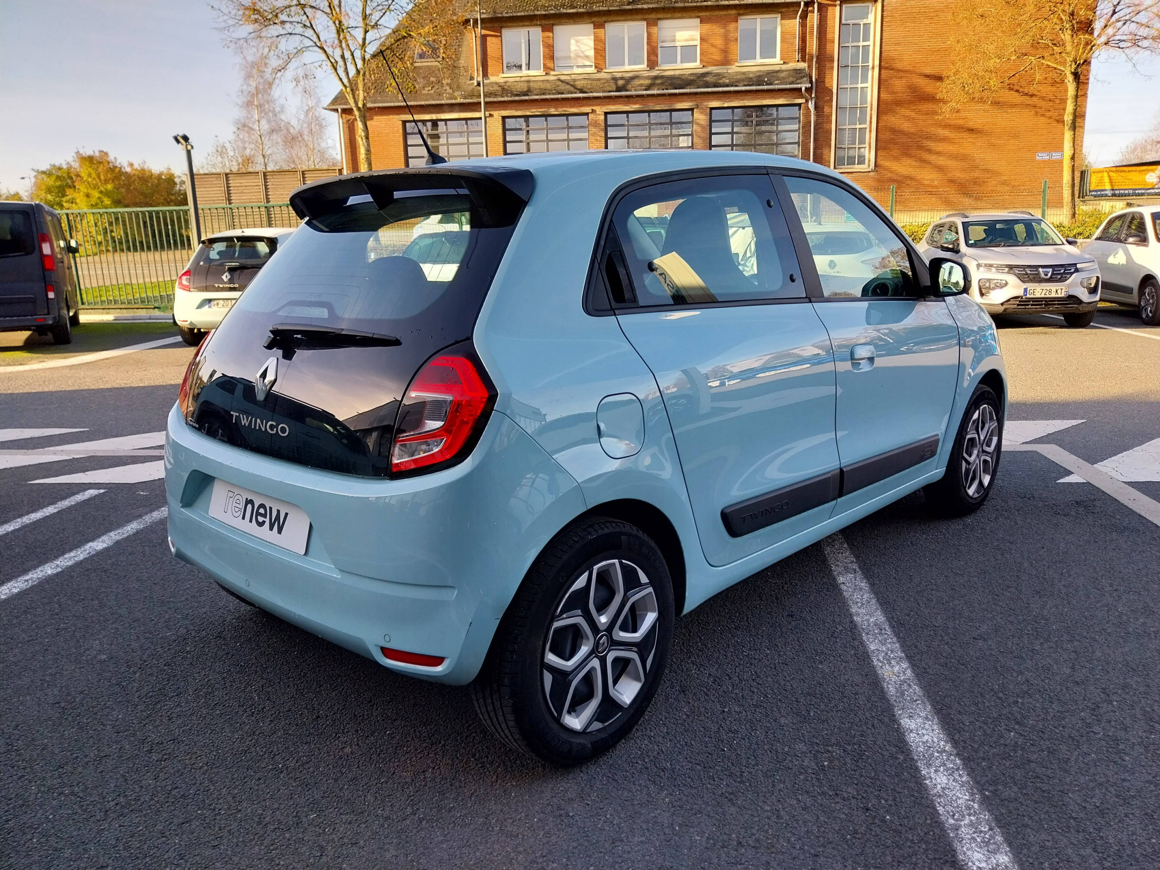 Vente en ligne Renault Twingo 3  SCe 65 au prix de 13 990 €