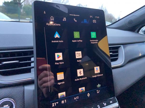Vente en ligne Renault Symbioz  E-Tech full hybrid 145 au prix de 33 790 €