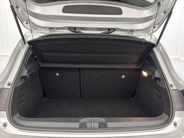 Vente en ligne Renault Clio 5 Clio TCe 100 au prix de 14 490 €