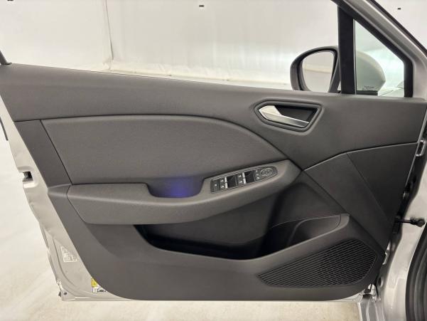 Vente en ligne Renault Clio 5 Clio TCe 100 au prix de 14 490 €