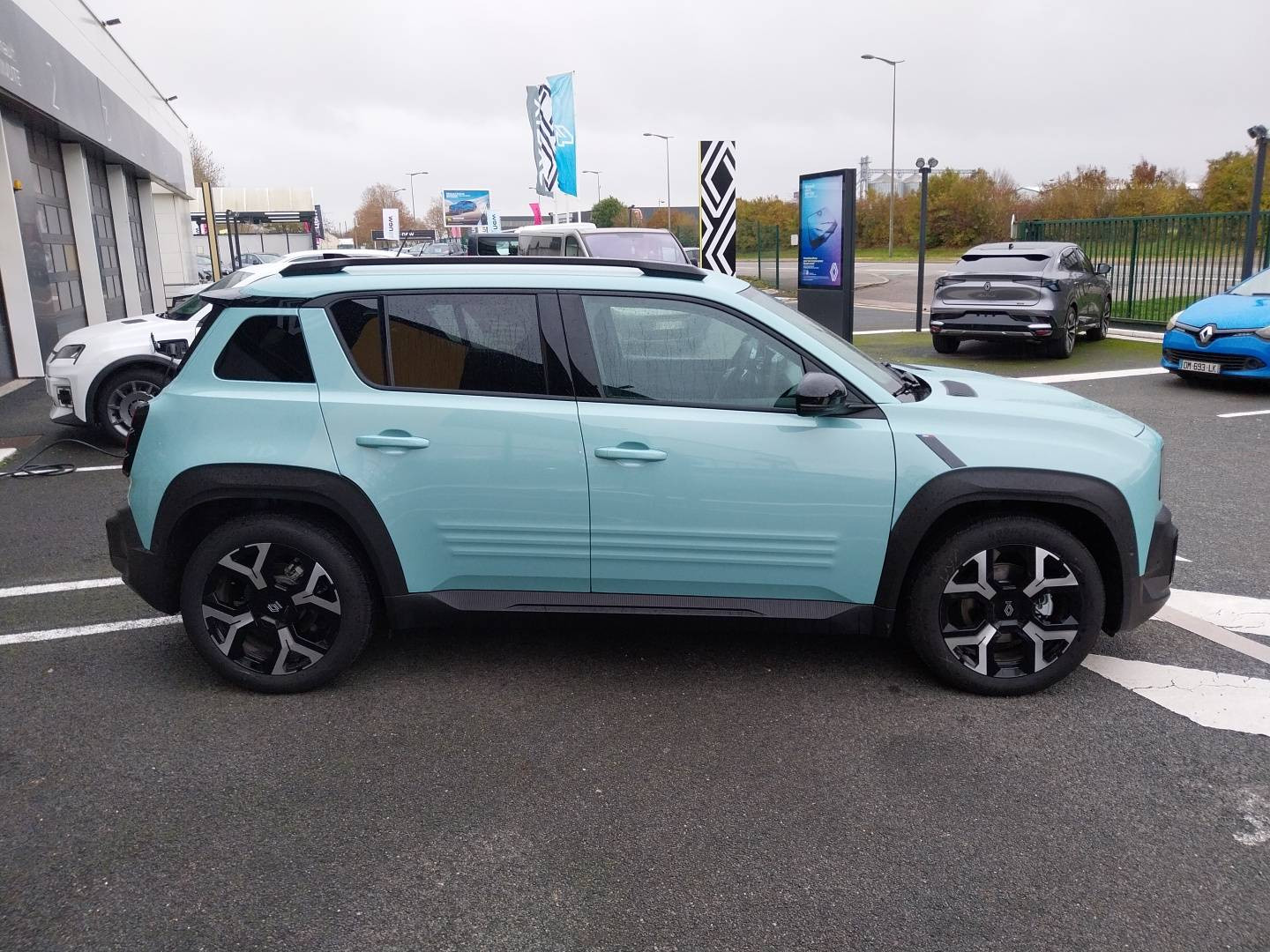 Vente en ligne Renault R4 E-Tech  150 ch autonomie confort au prix de 31 490 €