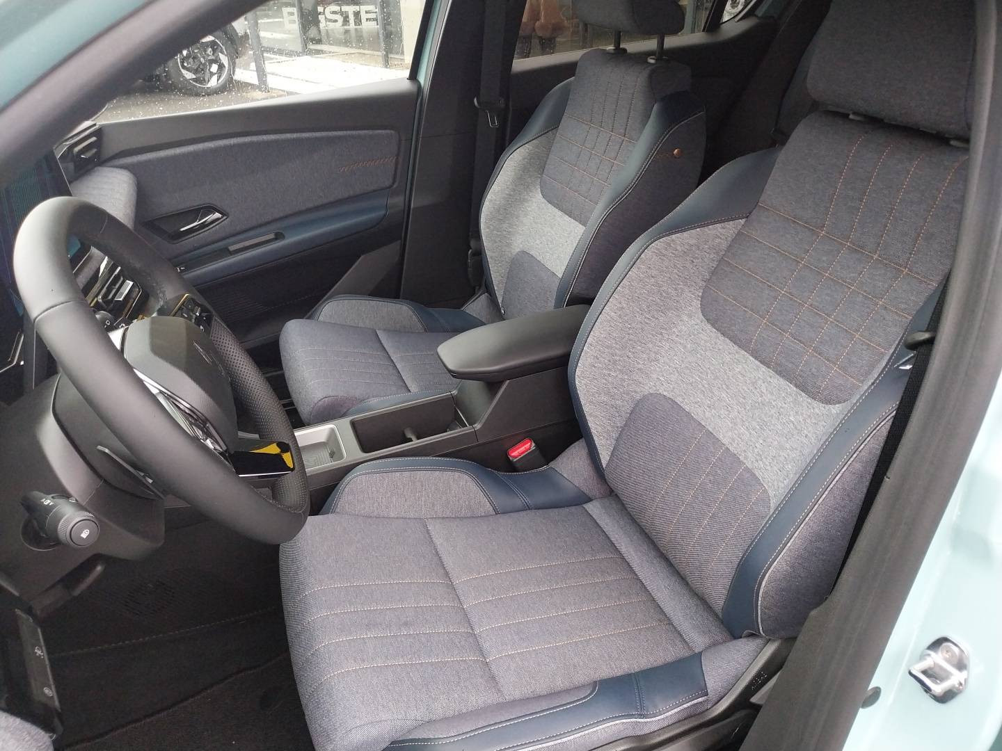 Vente en ligne Renault R4 E-Tech  150 ch autonomie confort au prix de 31 490 €