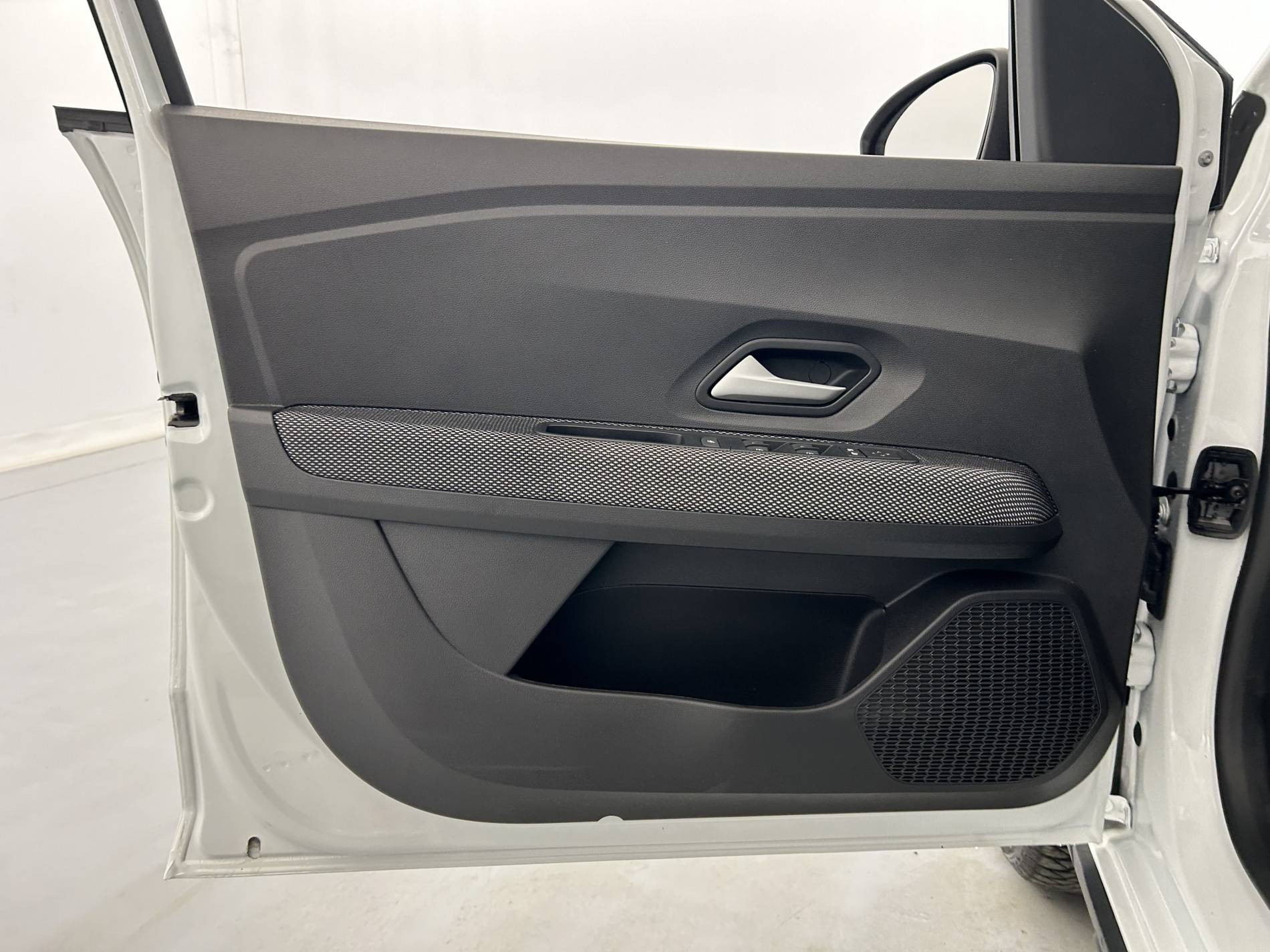 Vente en ligne Dacia Sandero 3  ECO-G 100 au prix de 14 990 €