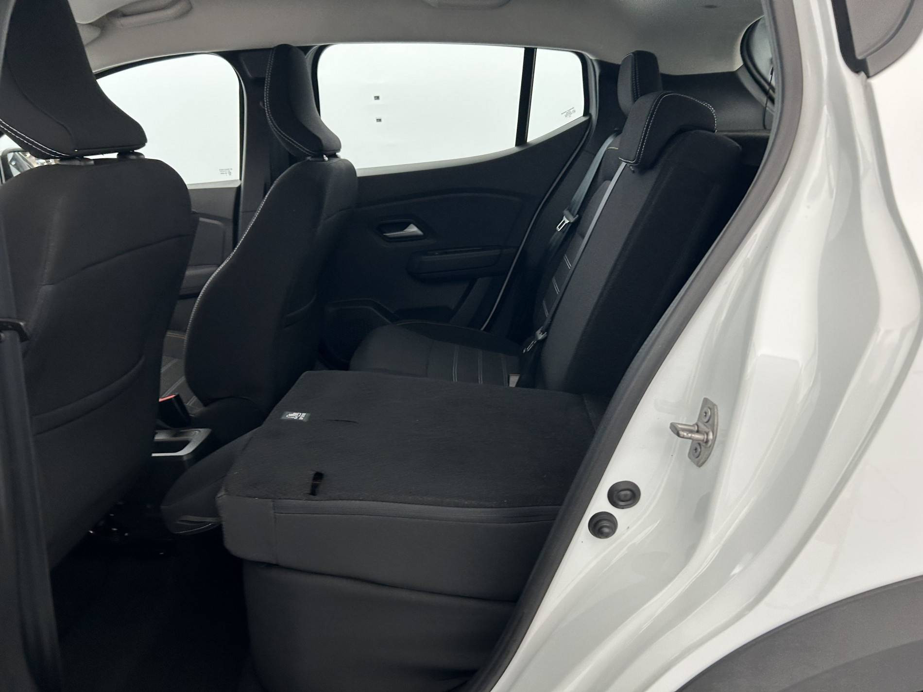 Vente en ligne Dacia Sandero 3  ECO-G 100 au prix de 14 990 €