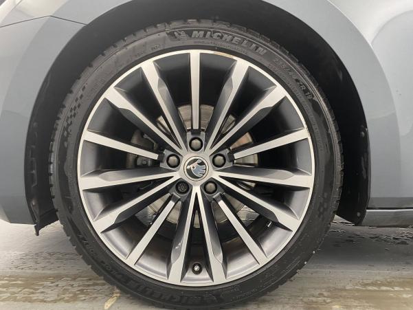 Vente en ligne Skoda Superb Combi  2.0 TDI 190 DSG6 au prix de 20 490 €