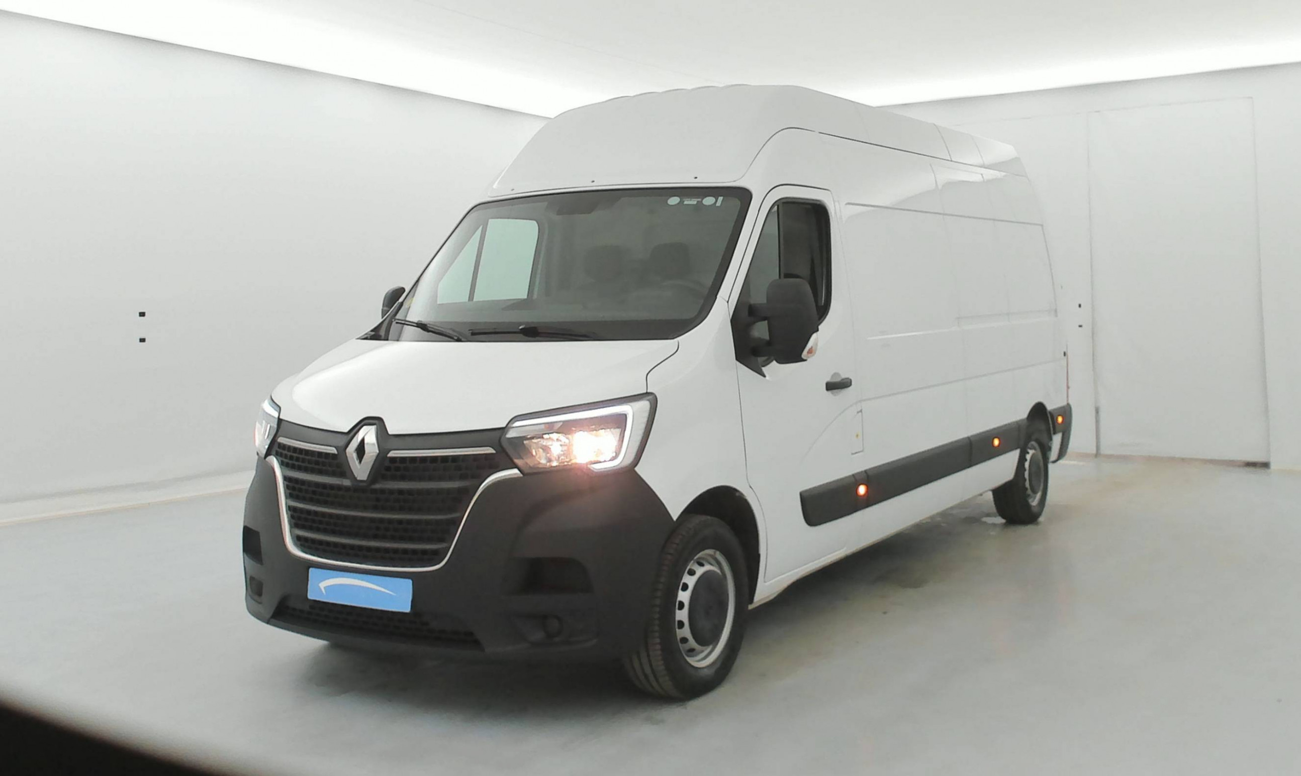 Renault Master Fourgon MASTER FGN TRAC F3500 L3H3 BLUE DCI 135 occasion de 2024 en vente à Argentan