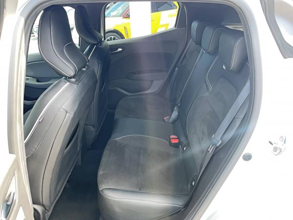 Vente en ligne Renault Clio 5 Clio TCe 100 au prix de 14 990 €