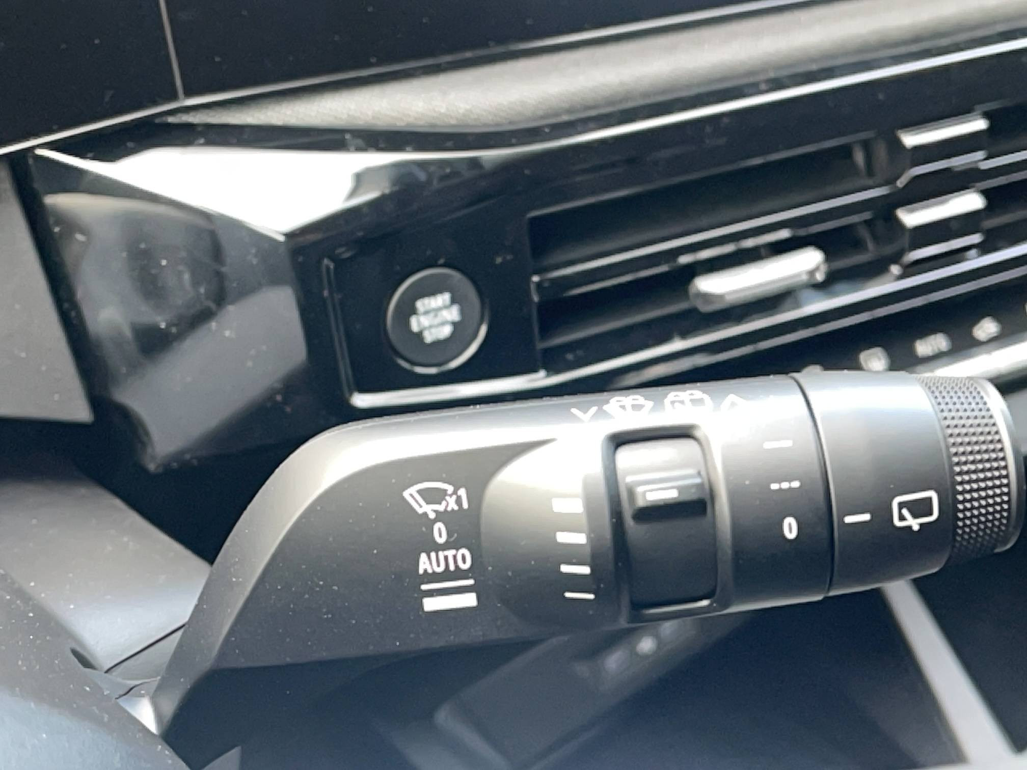 Vente en ligne Renault Clio 6 Clio TCe 115 ch au prix de 24 850 €