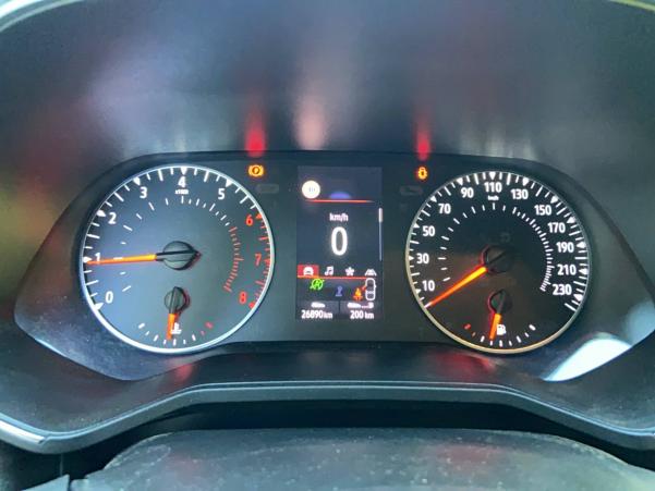 Vente en ligne Renault Clio 5 Clio TCe 100 au prix de 13 490 €