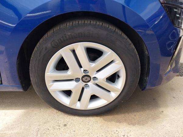 Vente en ligne Renault Clio 5 Clio TCe 100 GPL au prix de 16 490 €