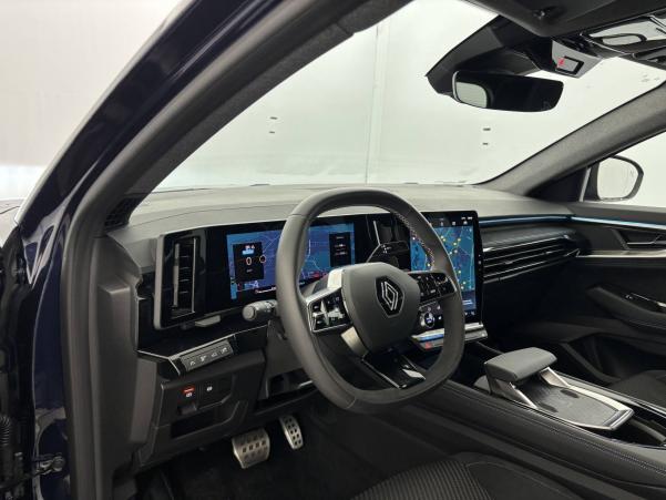 Vente en ligne Renault Espace Espace E-Tech hybrid 200 au prix de 40 990 €