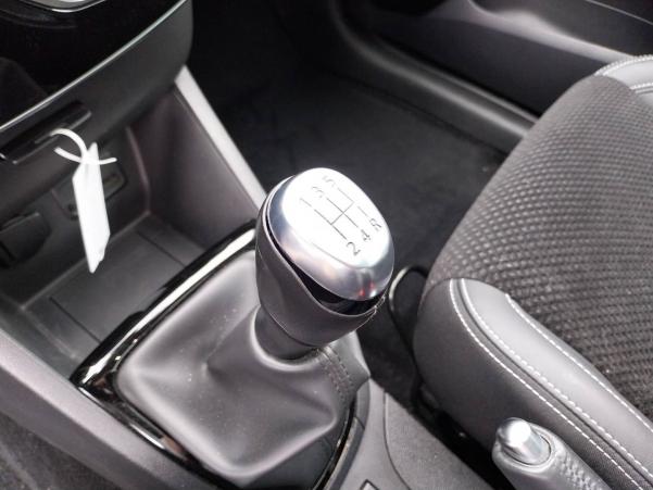 Vente en ligne Renault Clio 4 Clio TCe 90 Energy au prix de 11 990 €