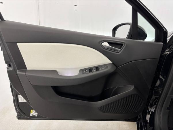 Vente en ligne Renault Clio 5 Clio Blue dCi 100 - 21N au prix de 15 490 €