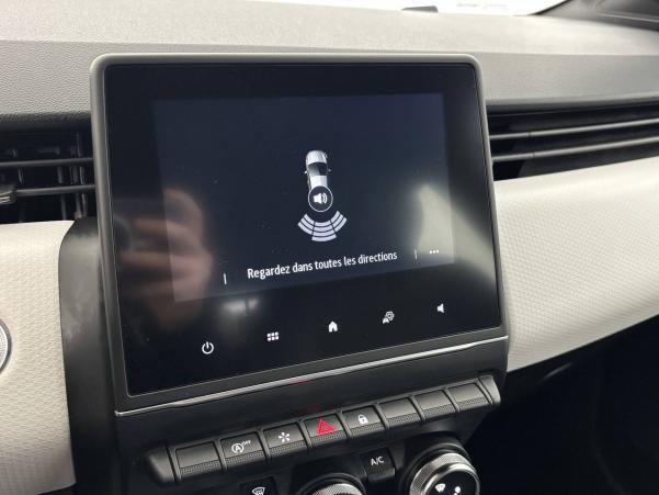 Vente en ligne Renault Clio 5 Clio Blue dCi 100 - 21N au prix de 15 490 €