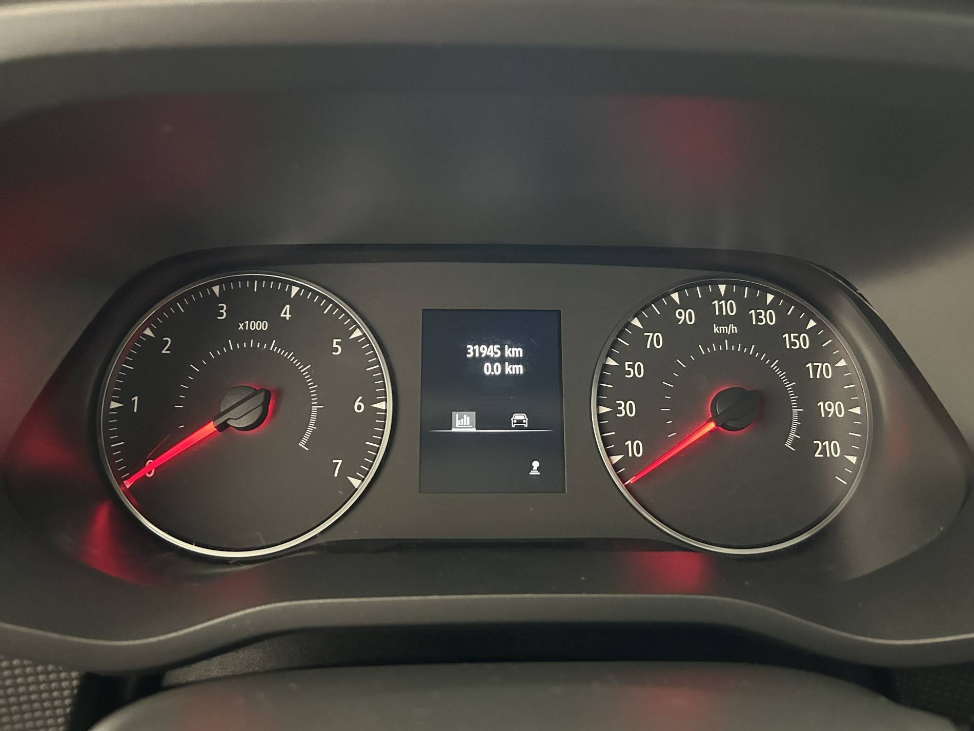 Vente en ligne Renault Trafic 3 Fourgon TRAFIC FGN L1H1 3000 KG BLUE DCI 130 au prix de 24 890 €