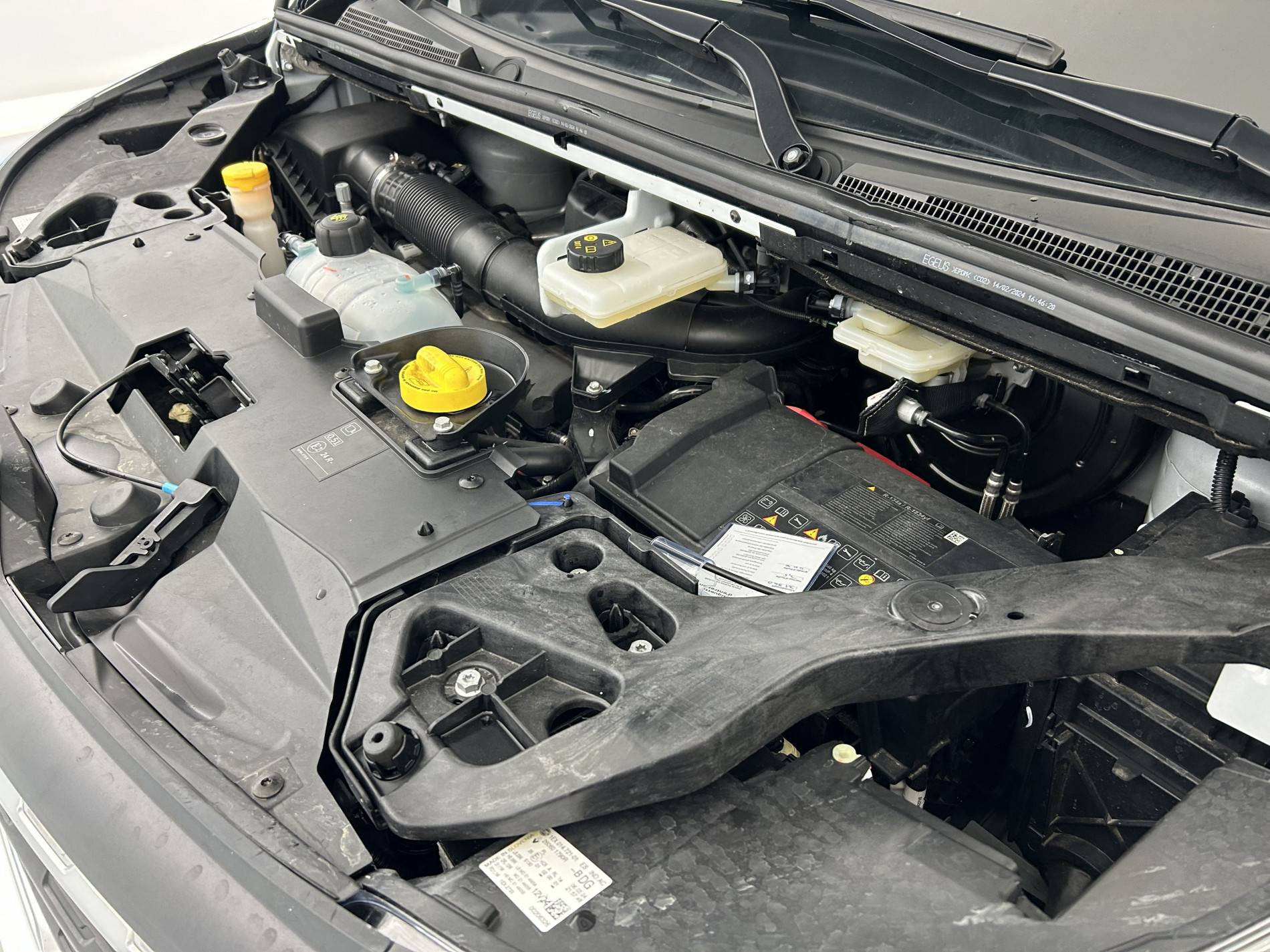 Vente en ligne Renault Trafic 3 Fourgon TRAFIC FGN L1H1 3000 KG BLUE DCI 130 au prix de 24 890 €