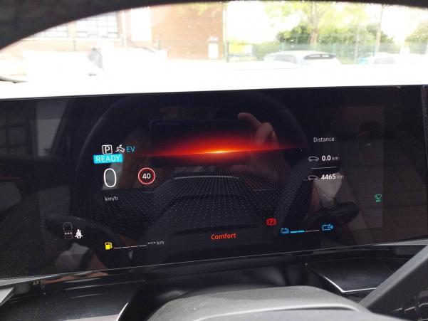 Vente en ligne Renault Espace Espace E-Tech full hybrid 200 5pl au prix de 41 990 €
