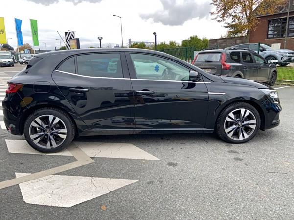 Vente en ligne Renault Megane 4 Mégane IV Berline Blue dCi 115 EDC au prix de 17 990 €