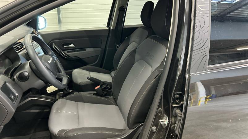 Vente en ligne Dacia Duster  Blue dCi 115 4x2 au prix de 23 490 €