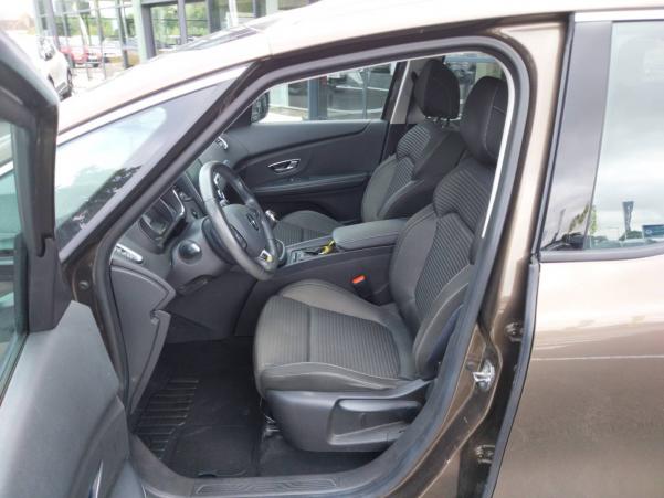 Vente en ligne Renault Grand Scenic 4 Grand Scenic TCe 130 Energy au prix de 15 990 €