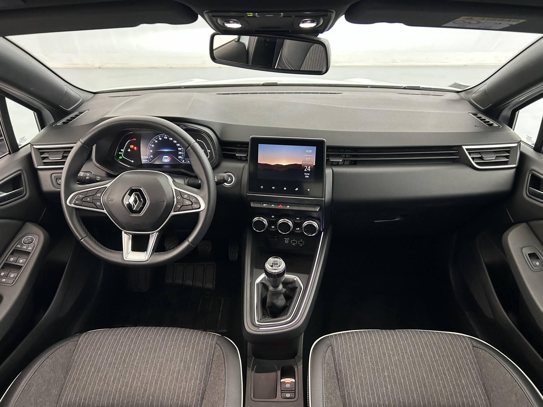 Vente en ligne Renault Clio 5 Clio TCe 90 - 21N au prix de 14 490 €