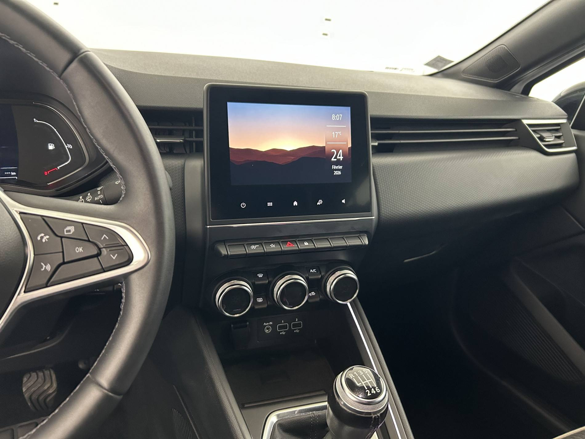 Vente en ligne Renault Clio 5 Clio TCe 90 - 21N au prix de 14 490 €