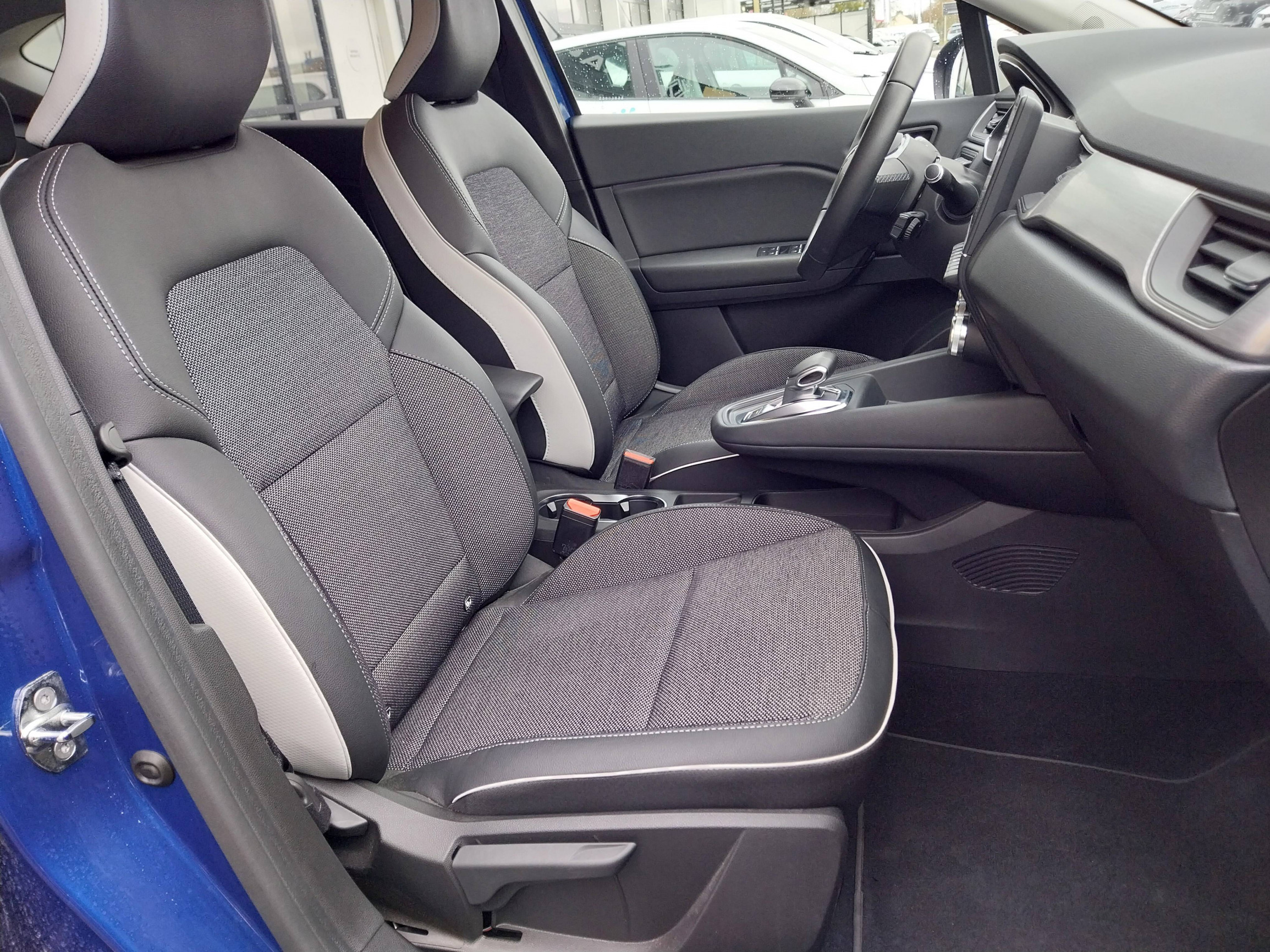 Vente en ligne Renault Captur  E-Tech Plug-in 160 - 21 au prix de 19 990 €