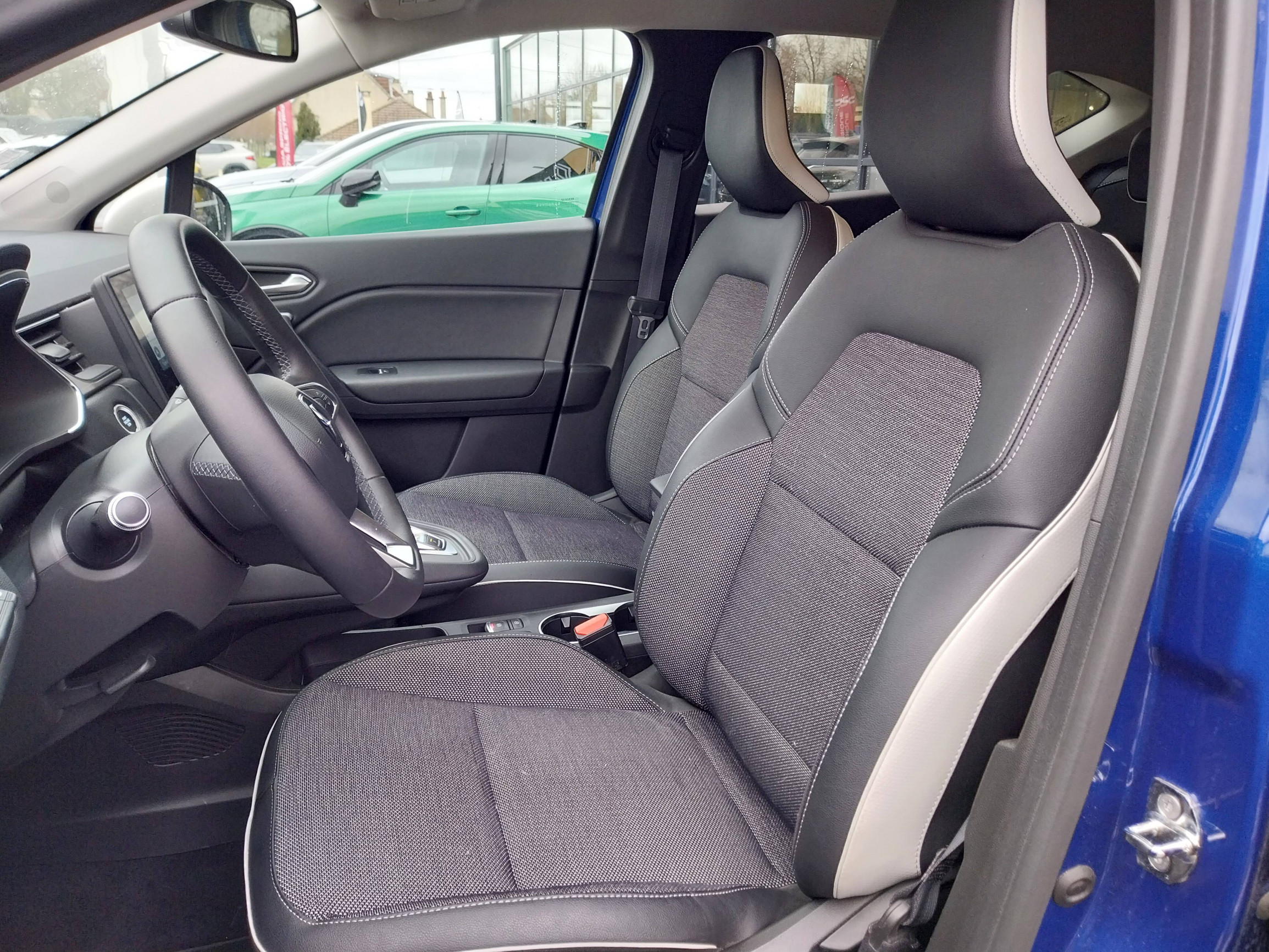 Vente en ligne Renault Captur  E-Tech Plug-in 160 - 21 au prix de 19 990 €