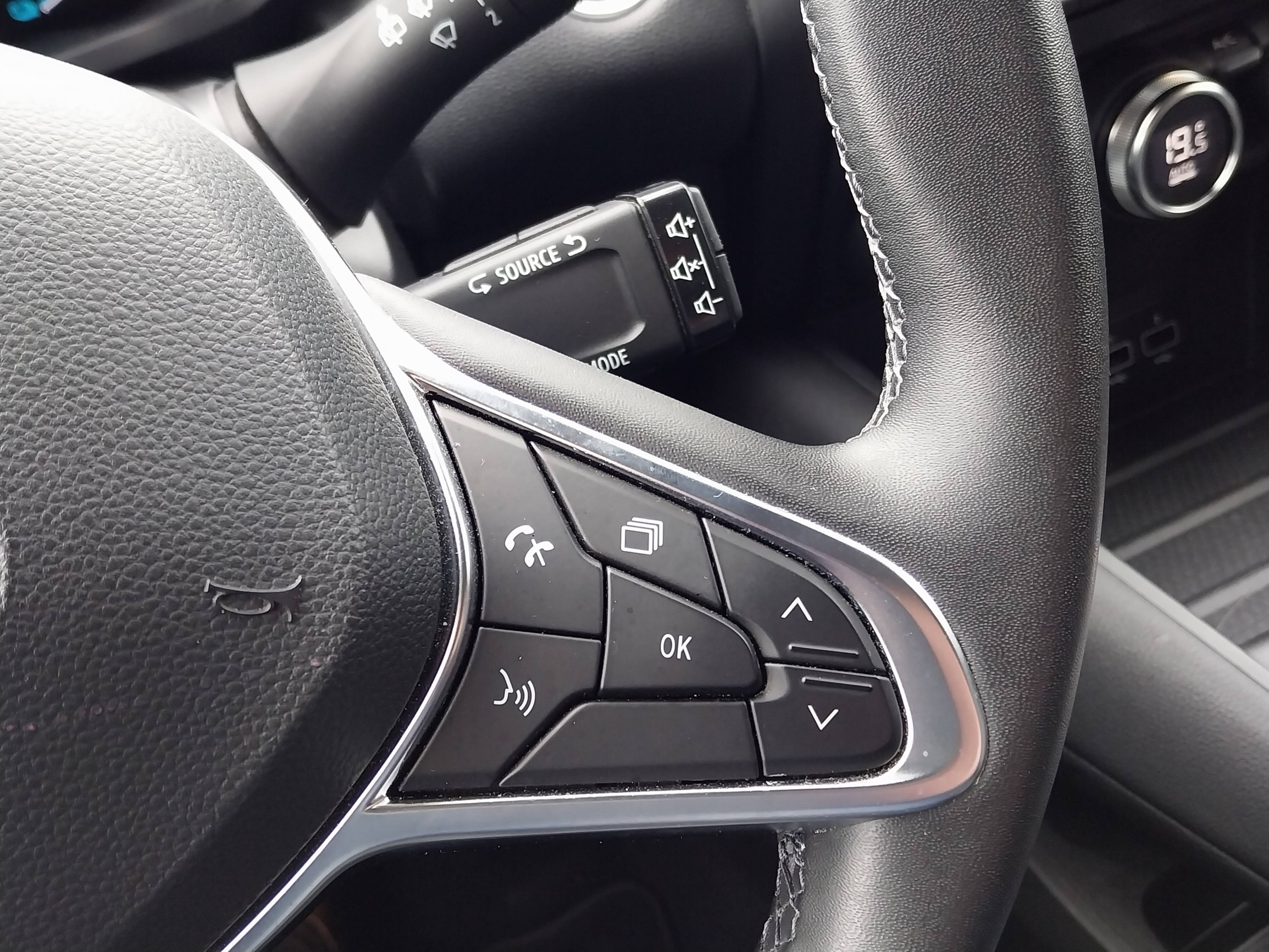 Vente en ligne Renault Captur  E-Tech Plug-in 160 - 21 au prix de 19 990 €