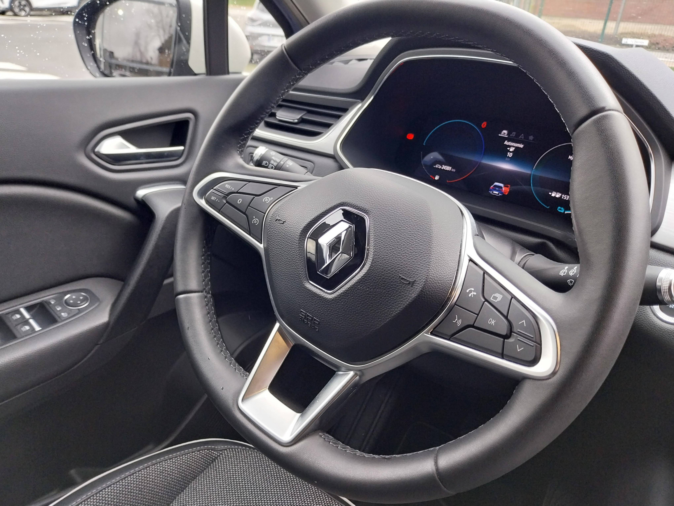 Vente en ligne Renault Captur  E-Tech Plug-in 160 - 21 au prix de 19 990 €