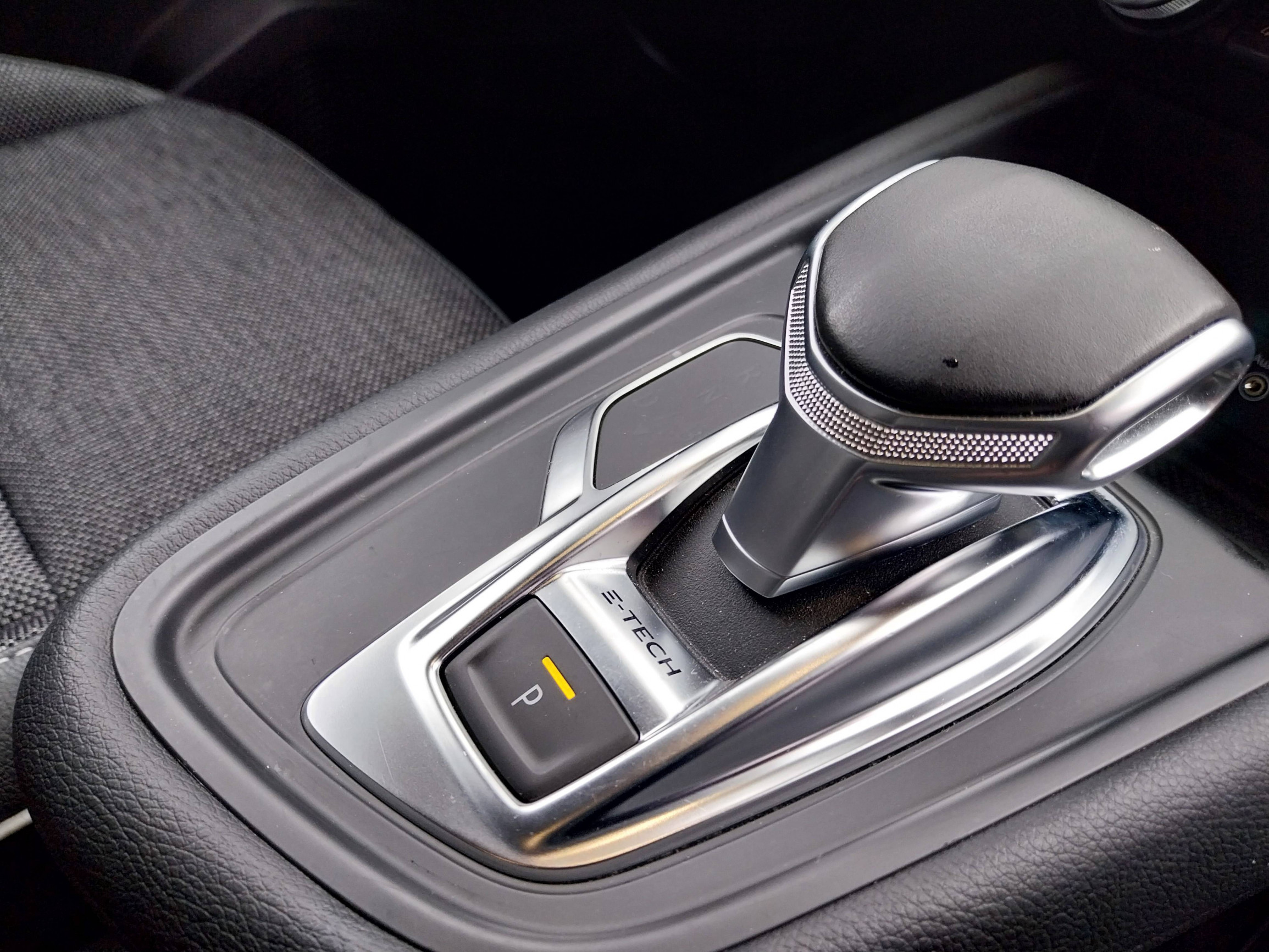 Vente en ligne Renault Captur  E-Tech Plug-in 160 - 21 au prix de 19 990 €