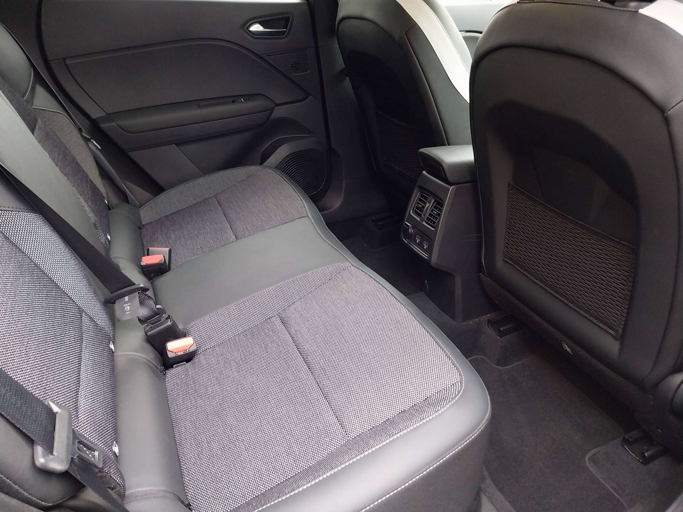 Vente en ligne Renault Captur  E-Tech Plug-in 160 - 21 au prix de 19 990 €