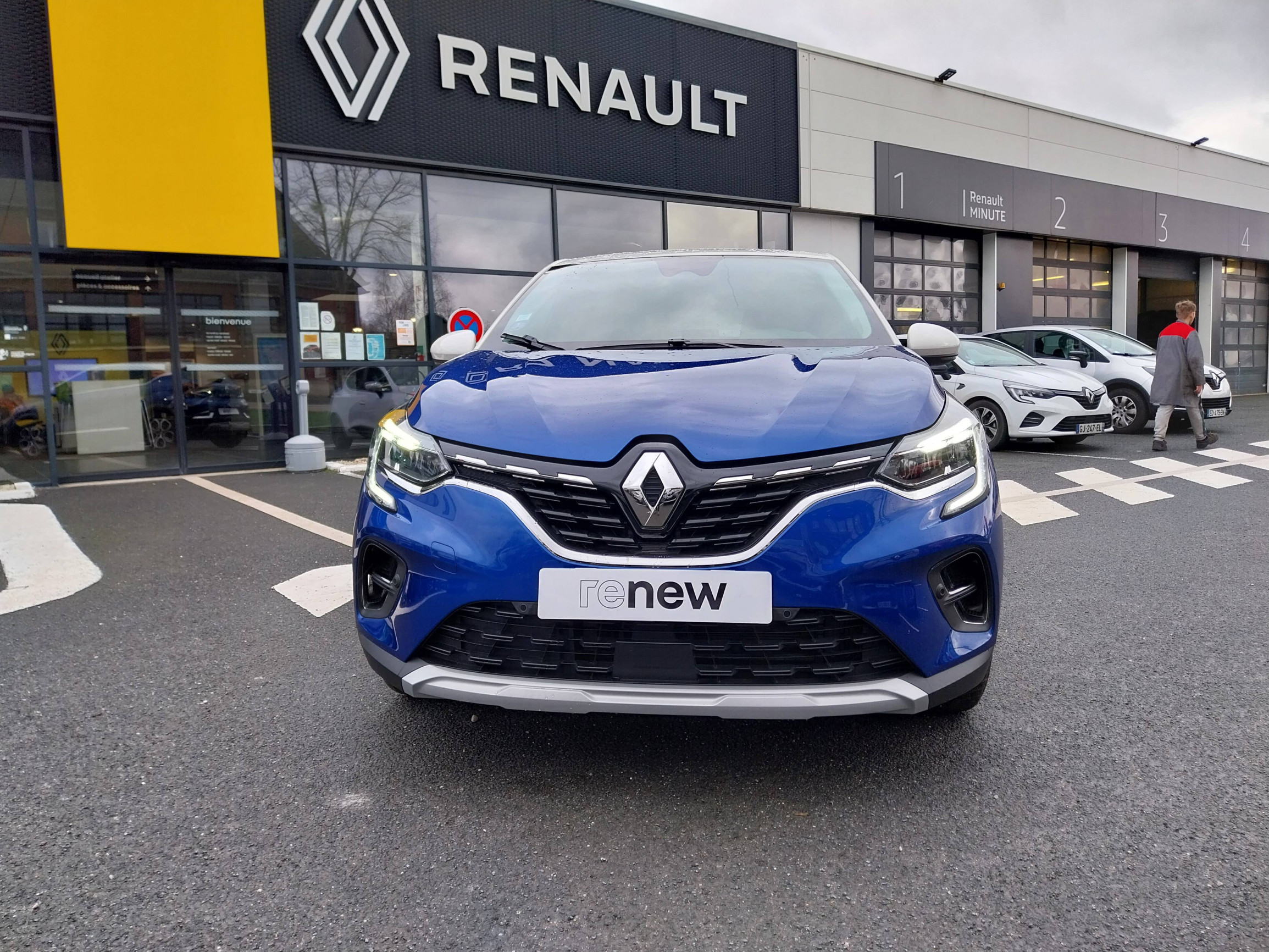 Vente en ligne Renault Captur  E-Tech Plug-in 160 - 21 au prix de 19 990 €