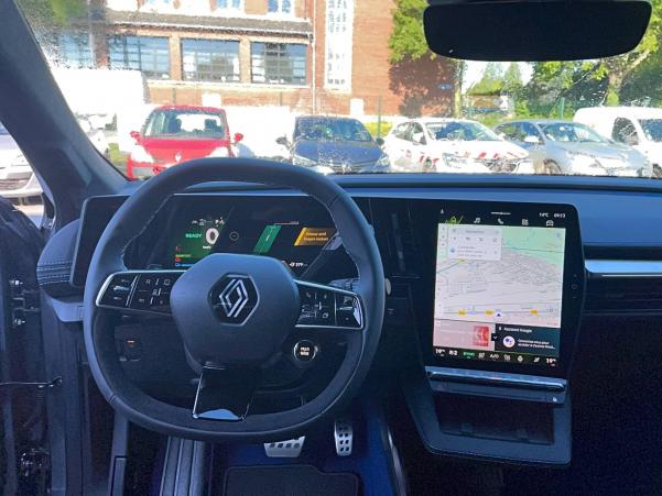 Vente en ligne Renault Scenic E-Tech  220 ch grande autonomie au prix de 48 490 €