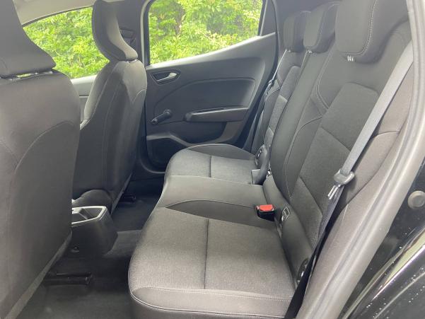 Vente en ligne Renault Clio 5 Clio TCe 90 au prix de 15 990 €