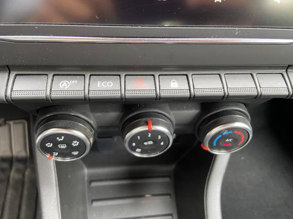 Vente en ligne Renault Clio 5 Clio TCe 90 au prix de 15 490 €