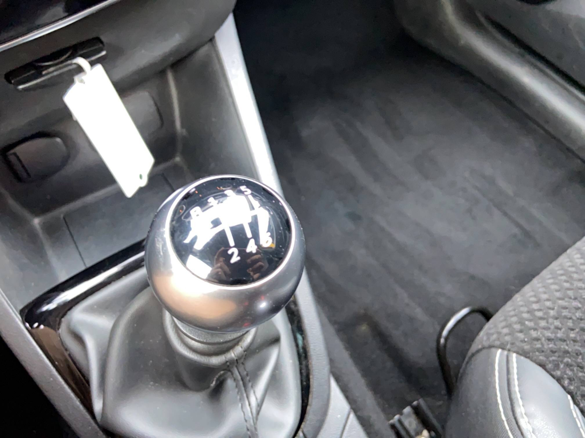 Vente en ligne Renault Clio 4 Clio dCi 110 Energy au prix de 11 990 €