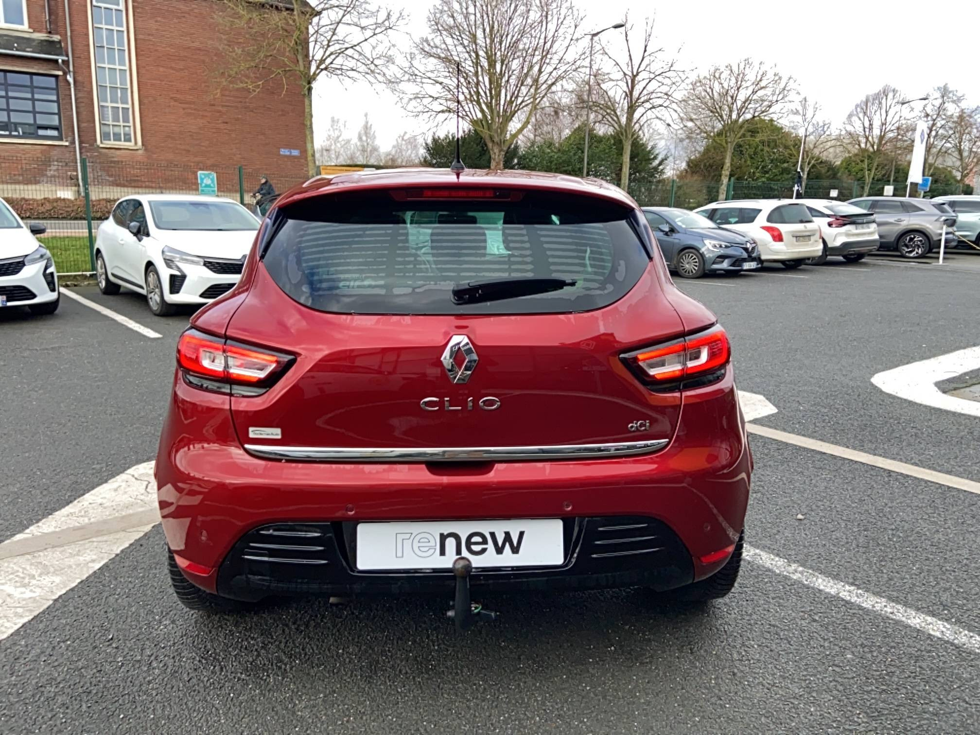 Vente en ligne Renault Clio 4 Clio dCi 110 Energy au prix de 11 990 €