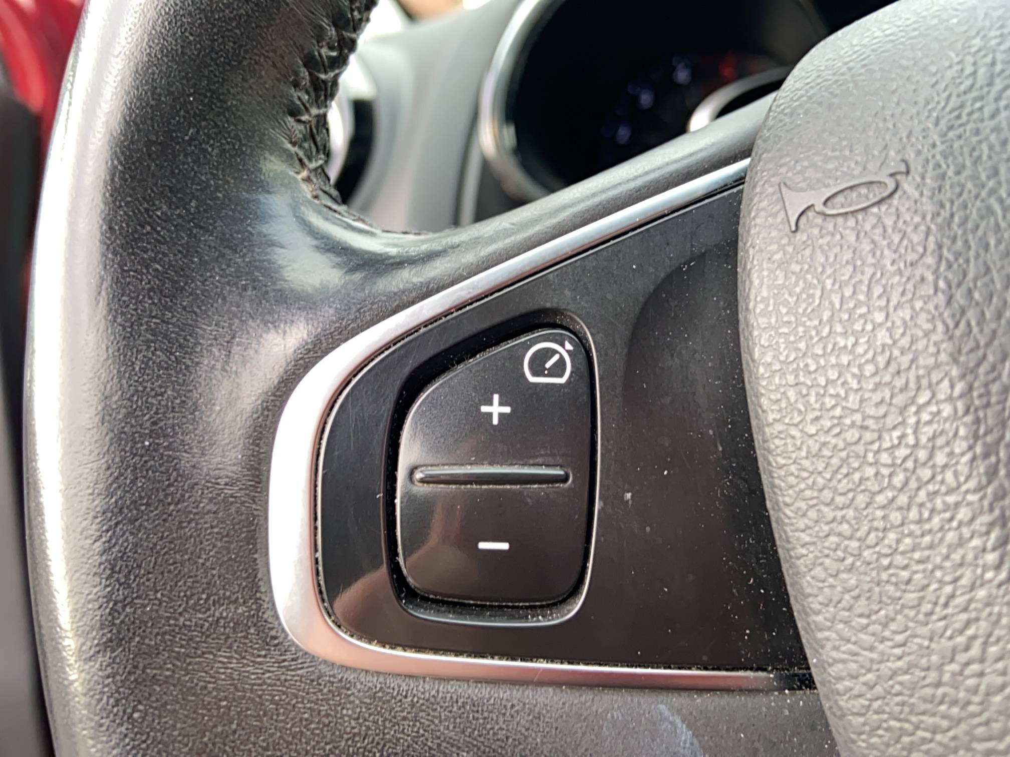 Vente en ligne Renault Clio 4 Clio dCi 110 Energy au prix de 11 990 €