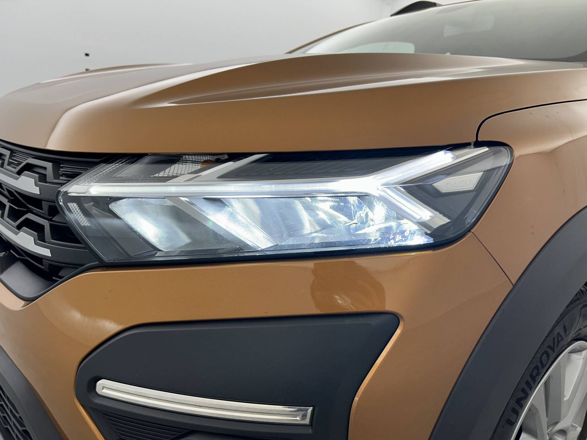 Vente en ligne Dacia Sandero  ECO-G 100 - 22 au prix de 13 490 €