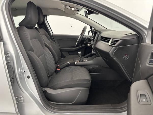 Vente en ligne Renault Clio 5 Clio Blue dCi 85 au prix de 10 890 €