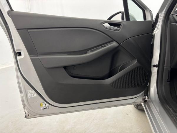 Vente en ligne Renault Clio 5 Clio Blue dCi 85 au prix de 10 890 €