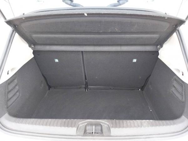 Vente en ligne Renault Clio 5 Clio Blue dCi 100 - 21N au prix de 15 490 €