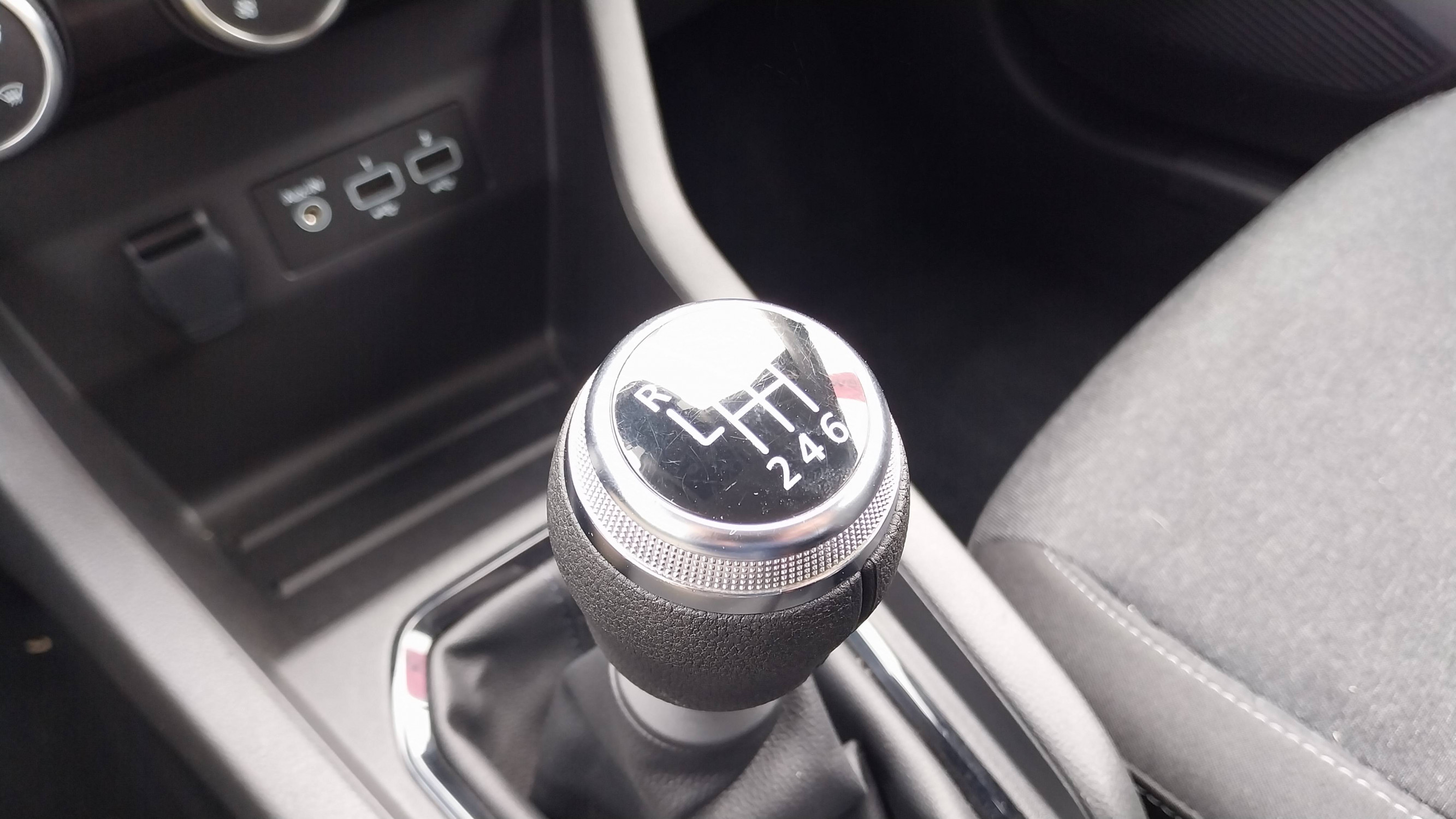 Vente en ligne Renault Clio 5 Clio TCe 90 au prix de 14 490 €