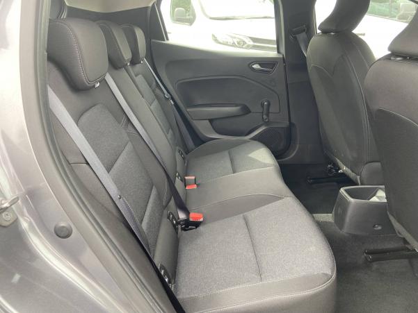 Vente en ligne Renault Clio 5 Clio TCe 90 au prix de 15 990 €