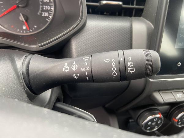 Vente en ligne Renault Clio 5 Clio TCe 90 au prix de 15 490 €