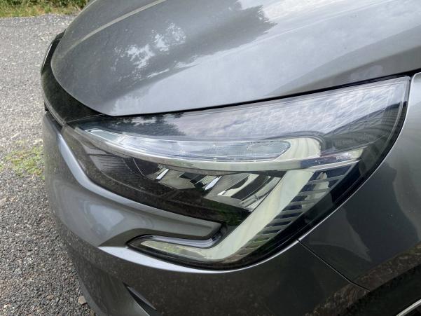 Vente en ligne Renault Clio 5 Clio TCe 90 au prix de 15 990 €