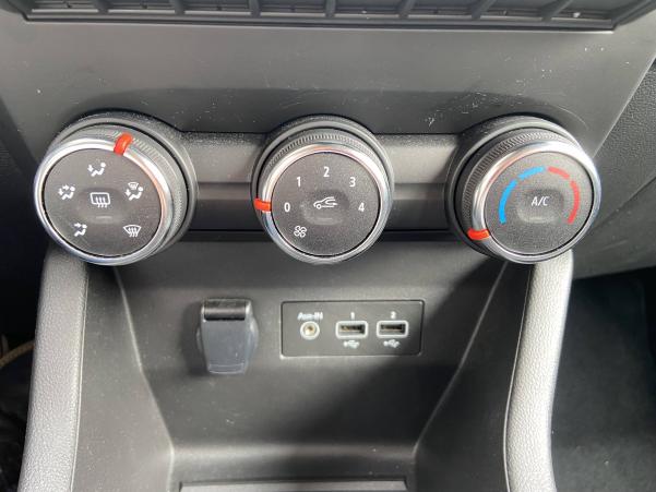 Vente en ligne Renault Clio 5 Clio TCe 90 au prix de 15 990 €